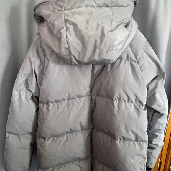 Orolay Thickened Down Jacket Expandable women in size medium - Picture 8 of 12